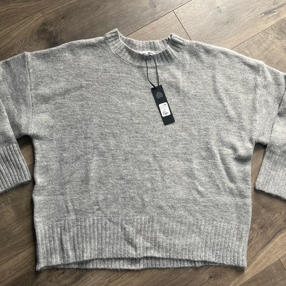 Women’s Cozy Gray Knit Sweater